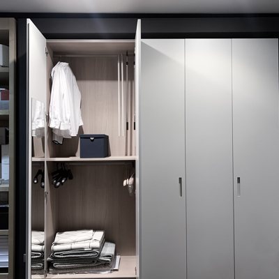 Armadio battente Porro mod. Piana