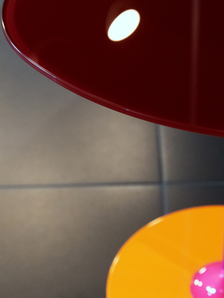 148 Outlet Tavolino Kartell Thierry Arancio 20240325 GP 46A9957 Lr